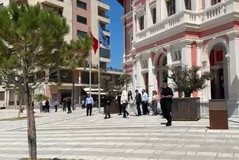 Rama në Bashkinë e Vlorës: Jeni të gjithë të