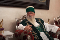 Baba Mondi hap dyert e Kryegjyshatës: Bektashizmi është urë