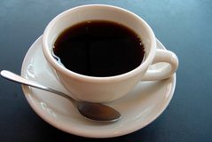 Një kafe që u kthye në tragjedi! Çfarë po ndodh me