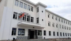 Gjirokastër/ Nxënësi 17-vjeçar hidhet nga dritarja
