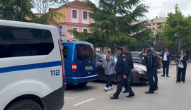 Arrestohet militanti i PD-së në Pogradec. Dhunoi komisionerin e