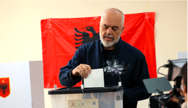 Rama: LaCivita krah Berishës, një komedi që ia vlente ta shihje!
