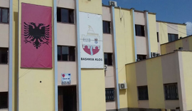 SPAK zbarkon në Bashkinë e Klosit, kontrolle dhe telefona të
