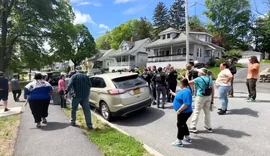 Etel Haxhiaj sfidon policinë amerikane gjatë arrestimit të