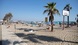 Lirimi i hapësirave/ Rama ndan pamje nga plazhet publike në
