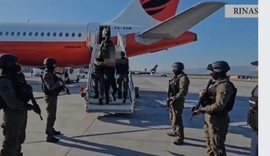 Video/ Ekstradohet në Shqipëri Denis Bajri, ja momenti kur zbret