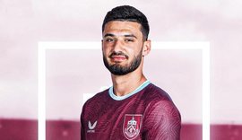 Armando Broja kalon përherë te Burnley në Premier League!