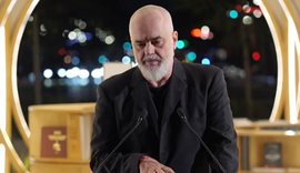 Hëna zbret në sheshin “Nënë Tereza”: Rama