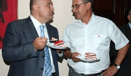 Petrit Vasili bën dedikimin e ndjerë për Ilir Metën