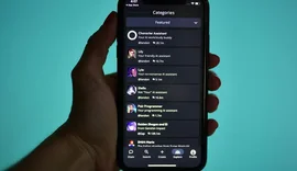 Character.ai do t'u ndalojë adoleshentëve të flasin me