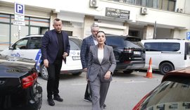 A do ta jepni dorëheqjen? Balluku asnjë koment para gazetarëve!