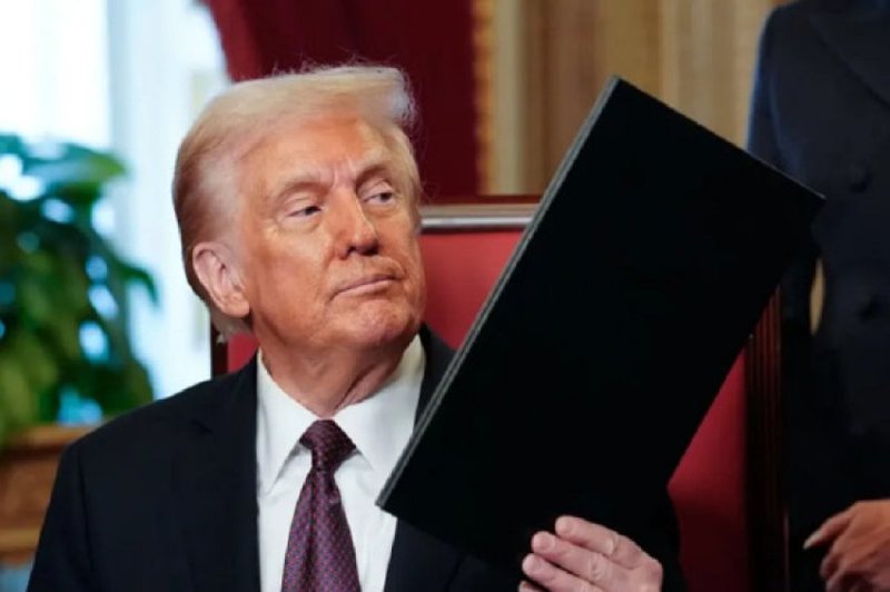 Trump nënshkruan ligjin e ri për taksat dhe shpenzimet:One Big