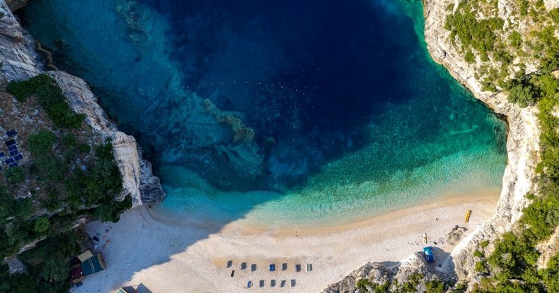 Bumi turistik në Shqipëri: Çfarë thonë statistikat!