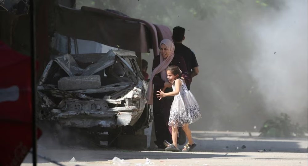 Sulmet ajrore izraelite vrasin 24 palestinezë në Gaza