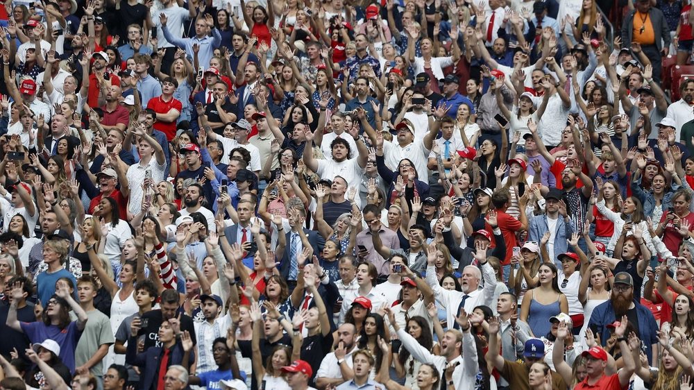 Charlie Kirk-ut i jepet lamtumira e fundit në... stadium, 200 mijë