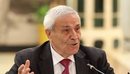 Porositë e Namik Dokles për deputetët e rinj: Mos u dashuroni shumë me veten