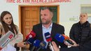 “Po intimidohen votuesit para qendrave të votimit”, denoncimi i kandidatit të...
