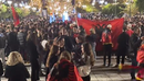 Festë kuqezi në Greqi, shqiptarët festojnë Ditën e Pavarësisë në sheshin Synt...