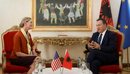 Në prag të sesionit të ri parlamentar, ambasada e SHBA takime me kryetarin e ...