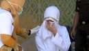 Dënimi brutal në Indonezi, çifti rrihet 140 herë më kamzhik për raporte intim...