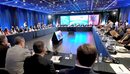  Mediu mbledh Forumin Ndërkombëtar të Sigurisë: Siguria europiane ka nevojë p...