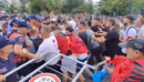 Tensione në Bulevard, protestuesit çajnë kordonin e policisë