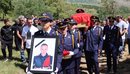 Lamtumirë heroi ynë!