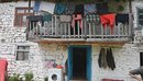Pasojat e shpopullimit, Llënga 4-shekullore tashmë ka mbetur me 4 shtëpi