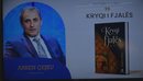 “Kryqi i fjalës”, një roman himn për nënën dhe fjalën e lirë