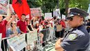 Shqiptarët në Nju-Jork zhvillojnë paradë dhe protestë, policia kufizon hyrje...