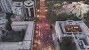 21 ditë protestë për largimin e Ramës, mbushet bulevardi, rrethohet kryeminis...