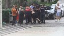 Përshkallëzohet tensioni para Parlamentit, shoqërohen disa protestues