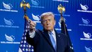 Trump fitoi më shumë se 1 miliard dollarë nga kriptomonedhat në vitin e parë ...