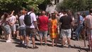 21 të ndaluarit në pritje të masave të sigurisë, protestuesit para gjykatës k...
