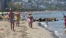 Temperaturat e larta për pensionistët e Vlorës i vetmi shpëtim është deti