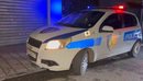 Njerku dhunon rëndë 18-vjeçarin në Korçë, i riu transportohet në spital