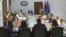 Pensionet, NATO dhe koncerti i West, PD quan antikushtetuese aktet normative ...