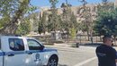 Tmerrohen turistët! Sulmohet me thikë çifti greko-amerikan në Akropolis