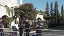 “4 furgonë të FNSH, banorët përplasen me policinë”, gazetari tregon situatën ...