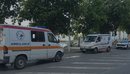 I moshuari pëson infarkt në plazhin e Pogradecit, mjekët luftojnë për t'i shp...