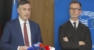 “Jo protesta të dhunshme në demokraci”, McAllister: Çështja “Balluku”, test kritik për luftën ndaj korrupsionit 