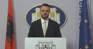 “Pasqyrë e dramës së eksodit”, Xhaferri: Kemi 35 mijë studentë më pak në auditore