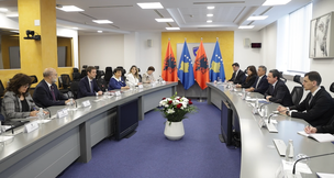  Ministri i Jashtëm Ferit Hoxha takon në Prishtinë kryeministrin Albin Kurti