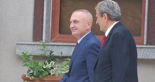 “Ishte komplot mafioz”, Meta reagon pas lajmit për heqjen e non gratës ndaj Berishës