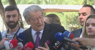 Berisha: Vlora Hyseni, agjentja e përbashkët e Ramës e Vuçiçit, ka marrë ekspertë serbë kundër demonstratave 