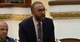 Kuvendi mbyll dyert të enjten, PD kërkesë: Të zhvillojmë mocion me debat për kërkesat e protestuesve dhe raportin e PE
