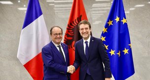 Ish-presidenti i Francës në Tiranë, takim me ministrin e Jashtëm Hoxha