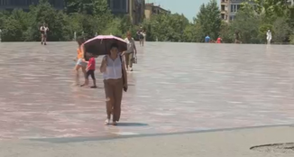 Kujdes nga vapa! I nxehti vret, shmangni daljet në orët e pikut