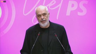 Rama publikon mesazhin e një vlonjati: Armiqtë e Shqipërisë duan ta mbajnë Zvërnecin të ndotur dhe të pazhvilluar