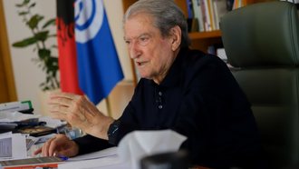 “Turpi i shekullit, turpi i dheu”, Berisha: Rama të largohet menjëherë dhe të dëgjojë zërin e qytetarëve 